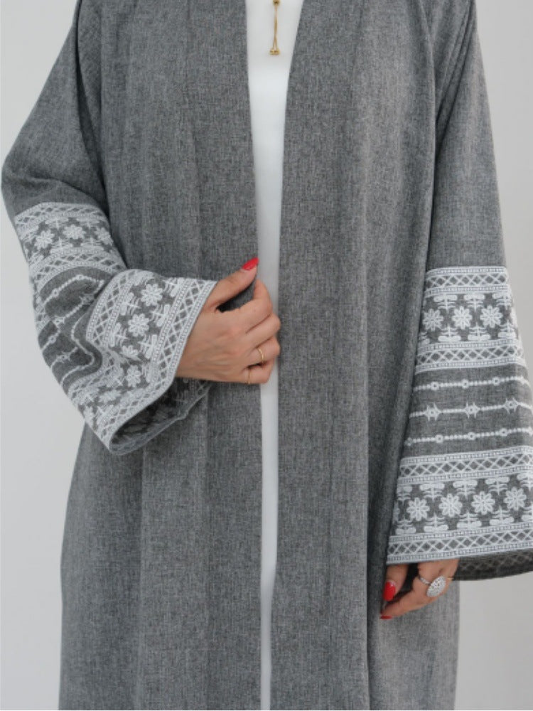 2025 Muslim Dubai Middle East Turkey Dubai Embroidered Elegant Cardigan Robe Abaya Women Dress