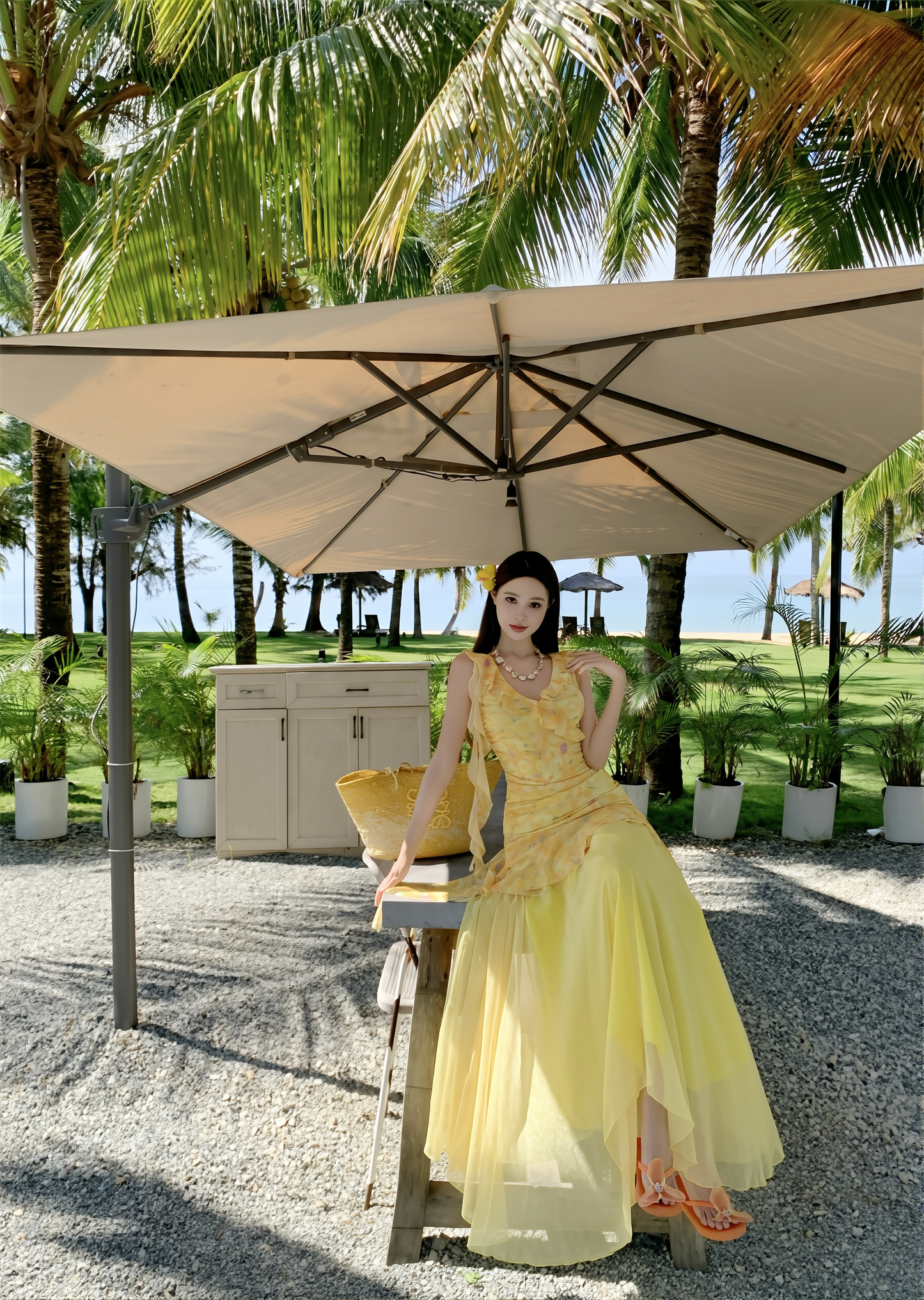 French Style Yellow Floral Suspenders Dress with Mesh Skirt Two-Piece