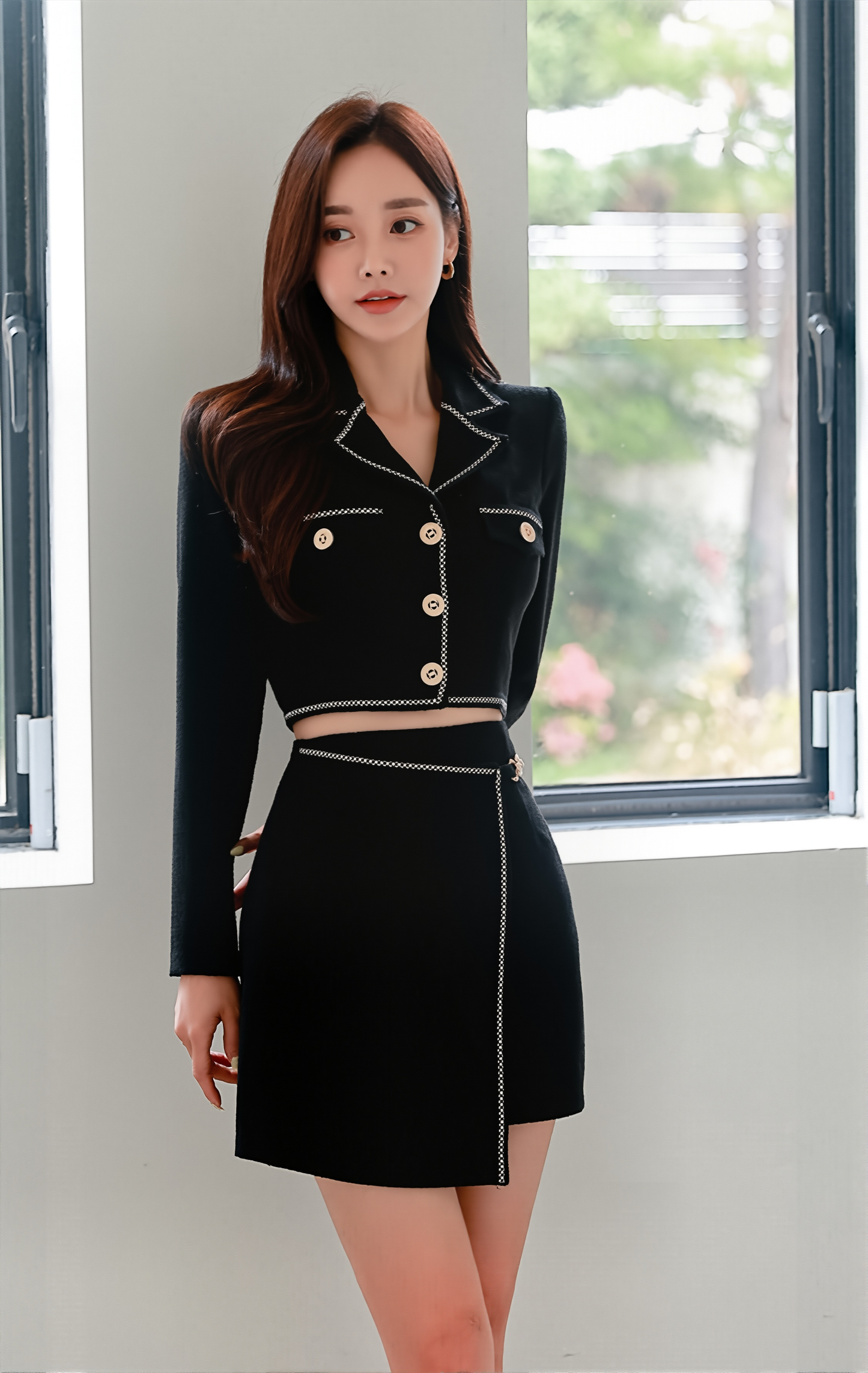 Socialite Temperament Two-Piece Set: Slim Fitted Coat with Hip Skirt for Spring