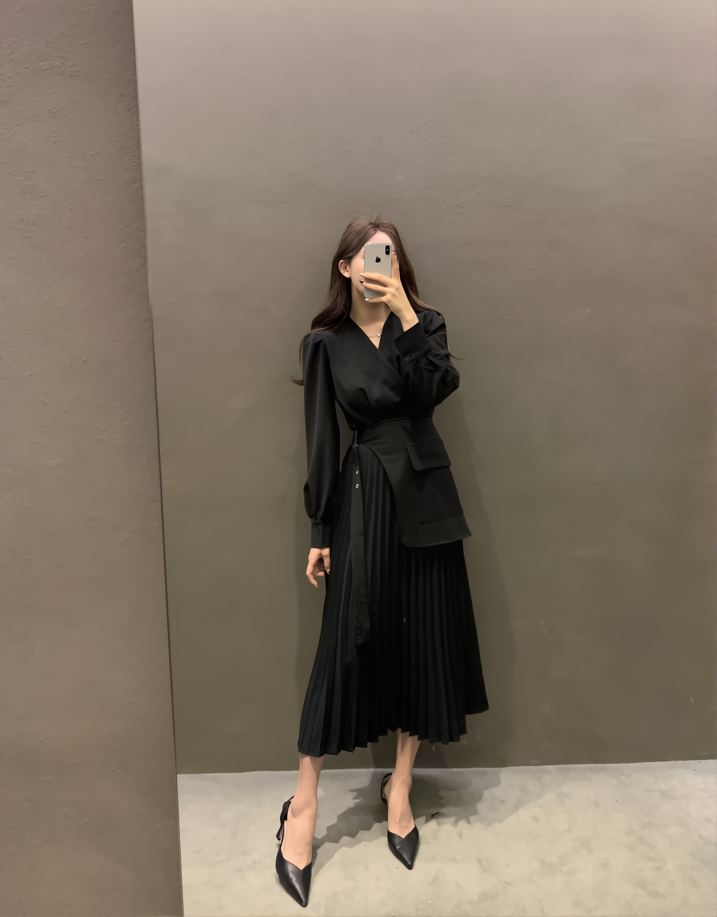Korean Chic Autumn New V-neck Elegant Elegant Slim-fit Puff Sleeve Pleated Long Sleeve Mid-length Dress For Women