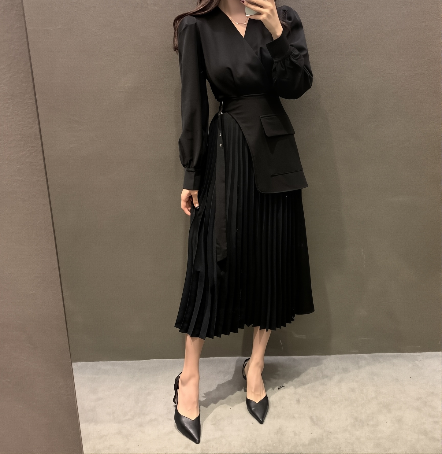 Korean Chic Autumn New V-neck Elegant Elegant Slim-fit Puff Sleeve Pleated Long Sleeve Mid-length Dress For Women
