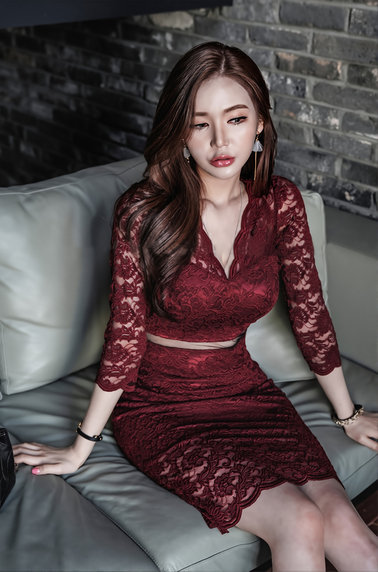 The Socialite Evening Dress: Sexy Slim Fit Lace with V-Neck & Waist Detail