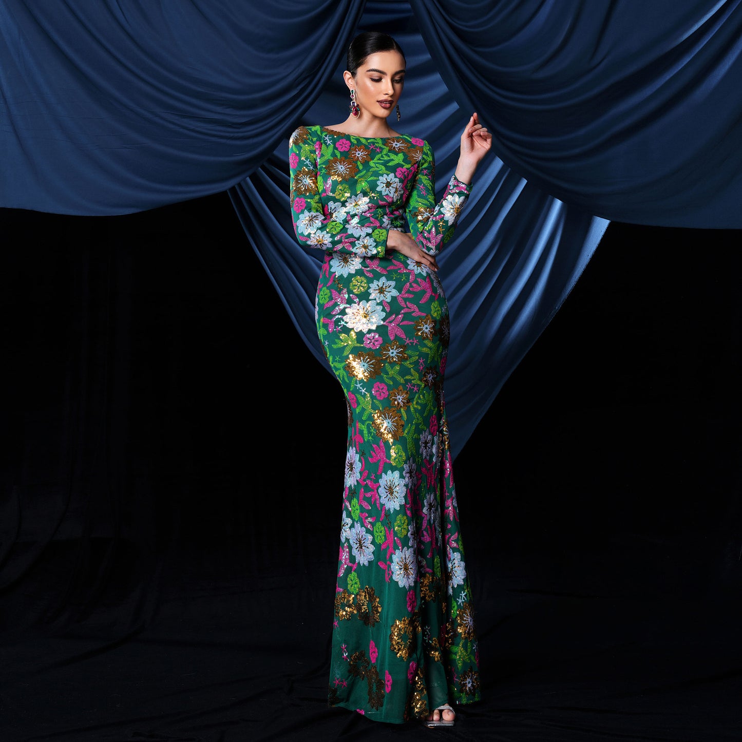 Clothing Long Round Neck Long-sleeved Slim Waist Sequin Evening Dress For Women