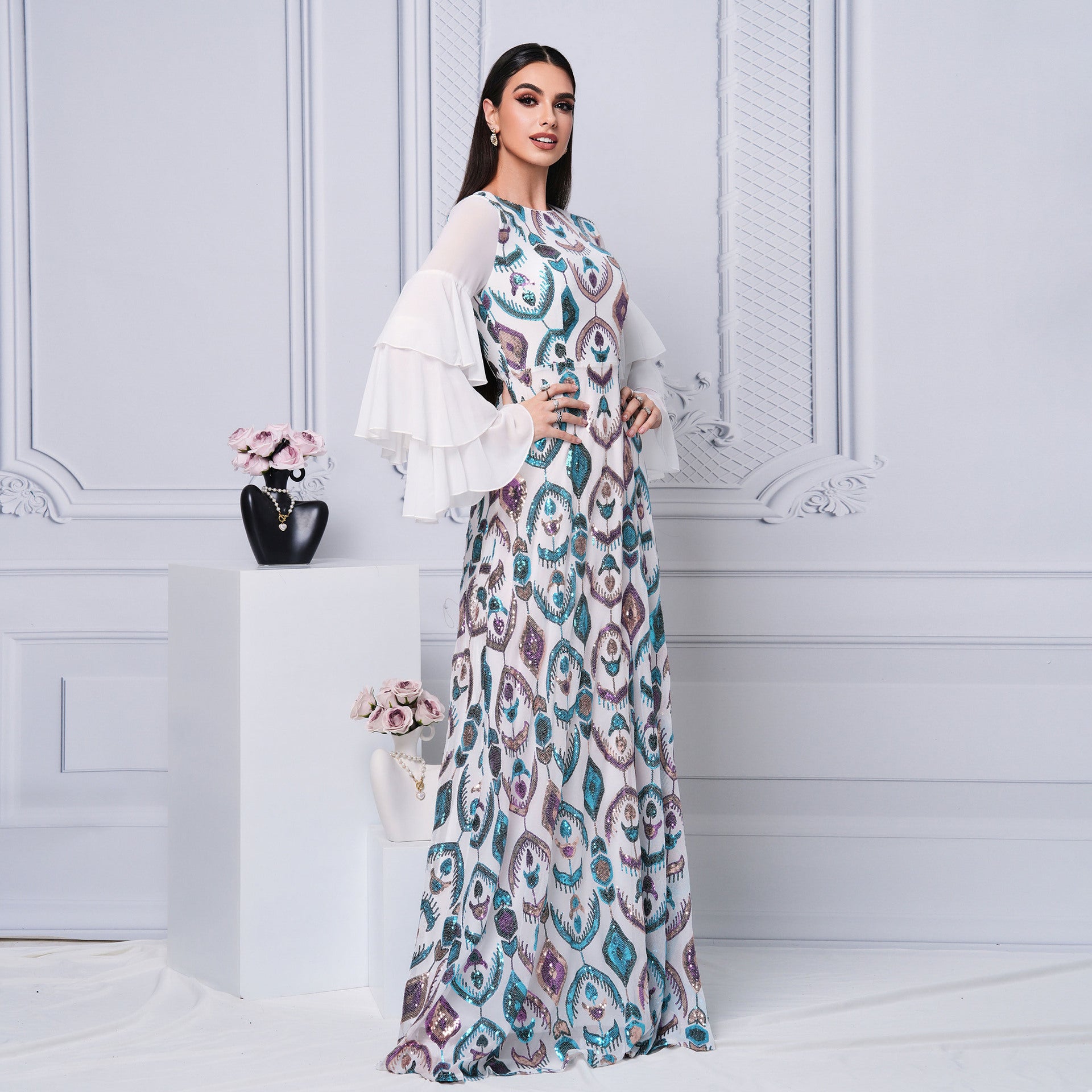 Cross-border Export European And American Middle East Saudi Arabia Clothing Long Round Neck Long-sleeved Slim Waist Sequin Dress