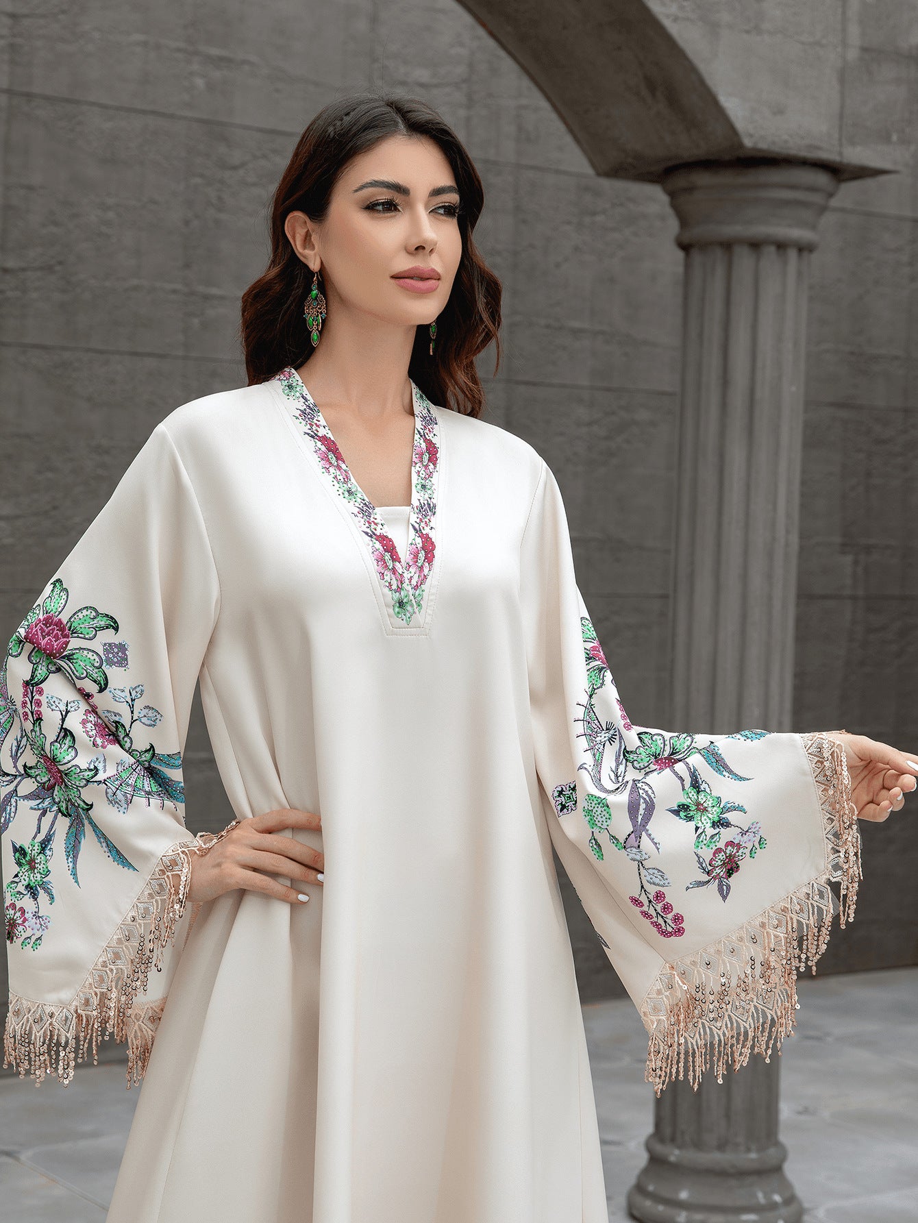 Cross-Border Muslim Women's Robe V Neck Embroidered Tassel Elegant Arabic Dress Abaya