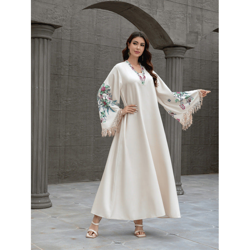 Sw037 Middle Eastern Cross-Border Muslim Women's Robe V Neck Embroidered Tassel Elegant Arabic Dress Abaya