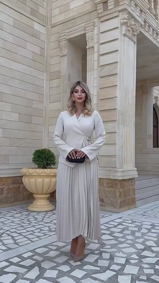 2025 Autumn New Women's Clothing Long Sleeve Waist Pleated Slim Long Skirt